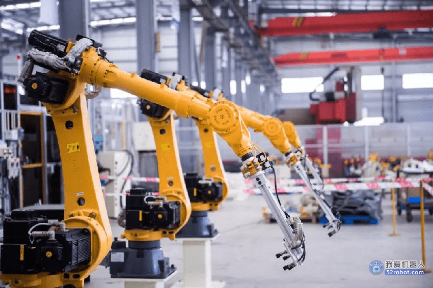 全球市场竞争加剧 国产工业机器人亟待发力