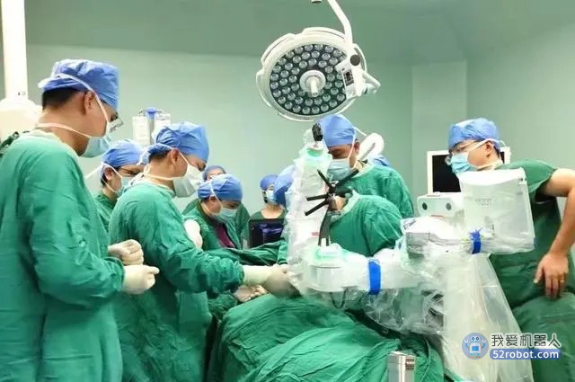 东莞首例Mazor X骨科机器人辅助手术成功实施